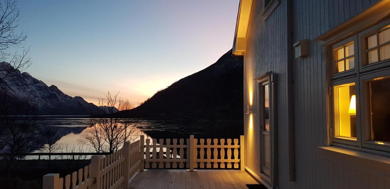 Pilan Lodge Lofoten Vestpollen Exterior photo