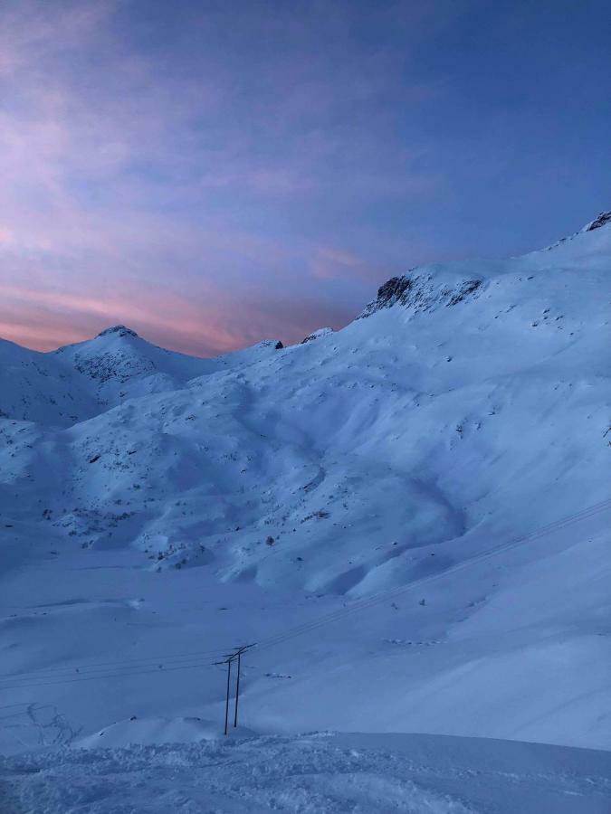 Pilan Lodge Lofoten Vestpollen Exterior photo