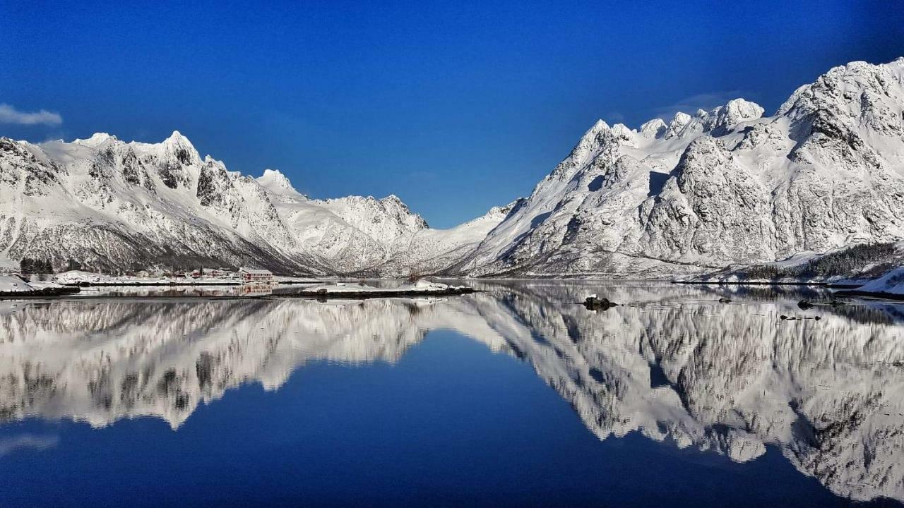Pilan Lodge Lofoten Vestpollen Exterior photo